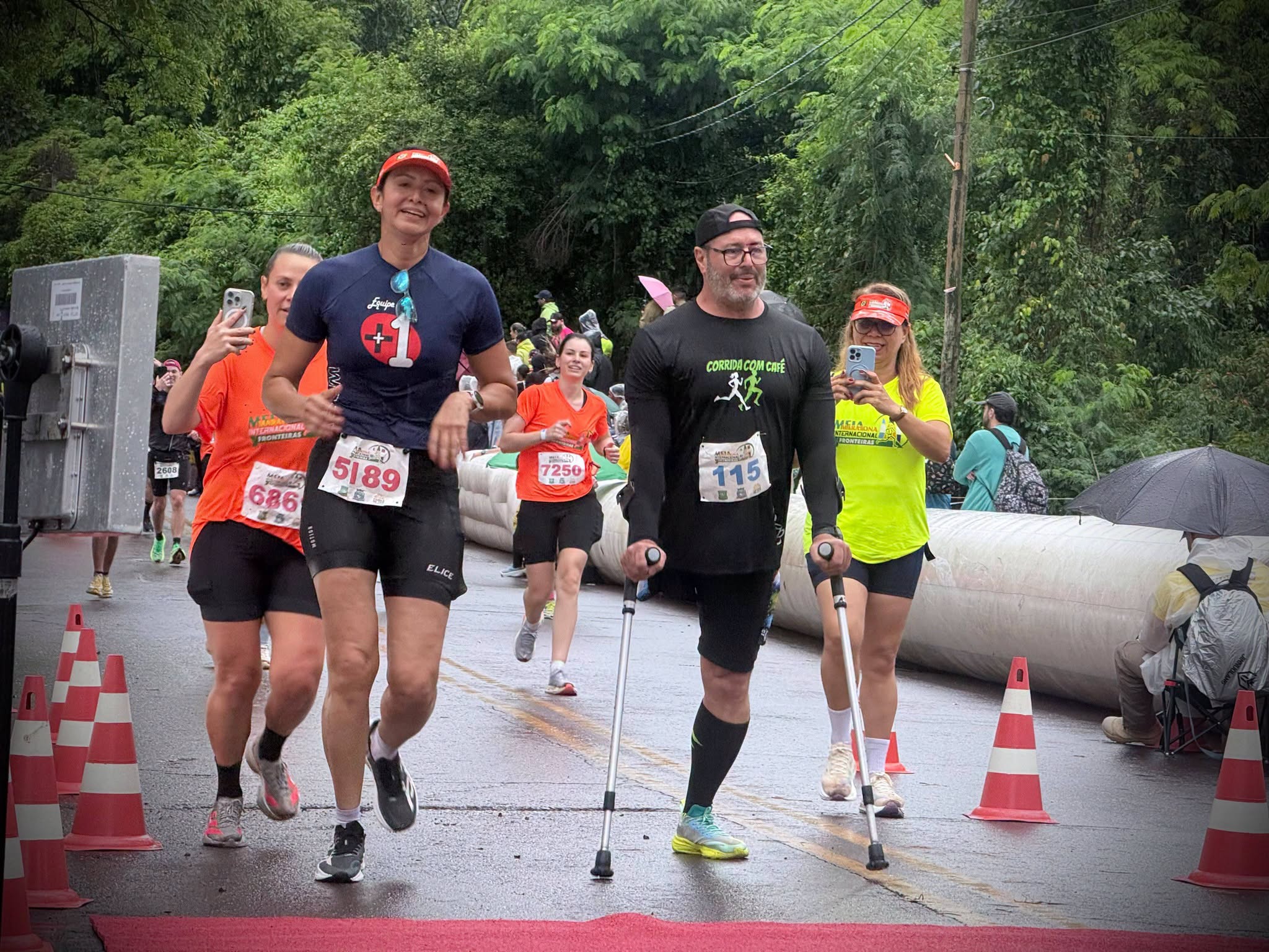 Brasileños se lucieron en la Media Maratón de las Tres Fronteras y se adueñaron de los podios