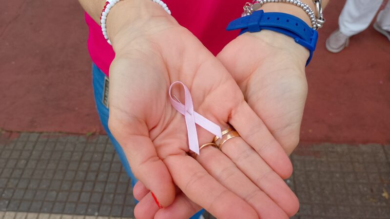 Octubre Rosa: las actividades en Iguazú comenzarán con entrega de lazos
