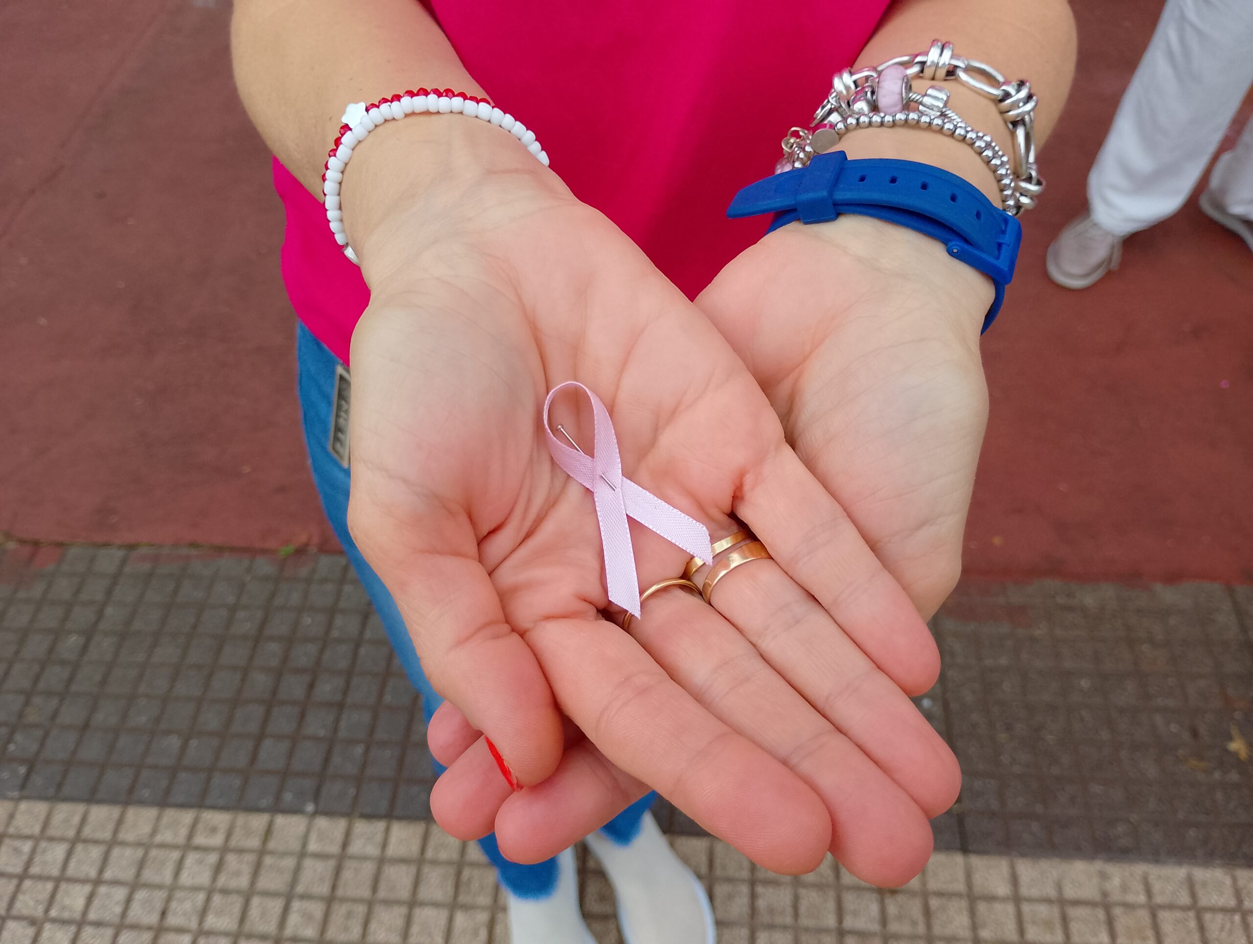 Octubre Rosa: las actividades en Iguazú comenzarán con entrega de lazos
