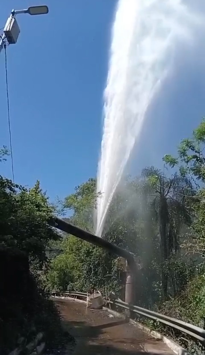 Un bajón de energía provocó un golpe de ariete y dañando la cañería de IMAS