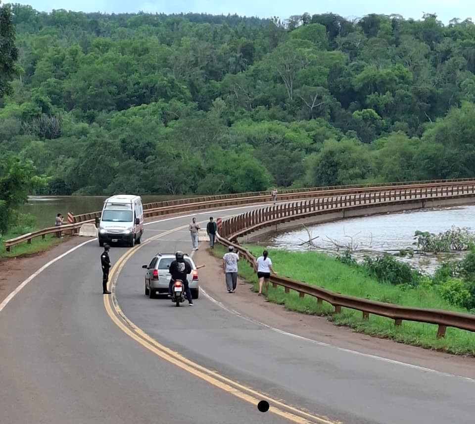 Habilitaron parcialmente la Ruta Nacional 12 en los puentes Banana y Paranay