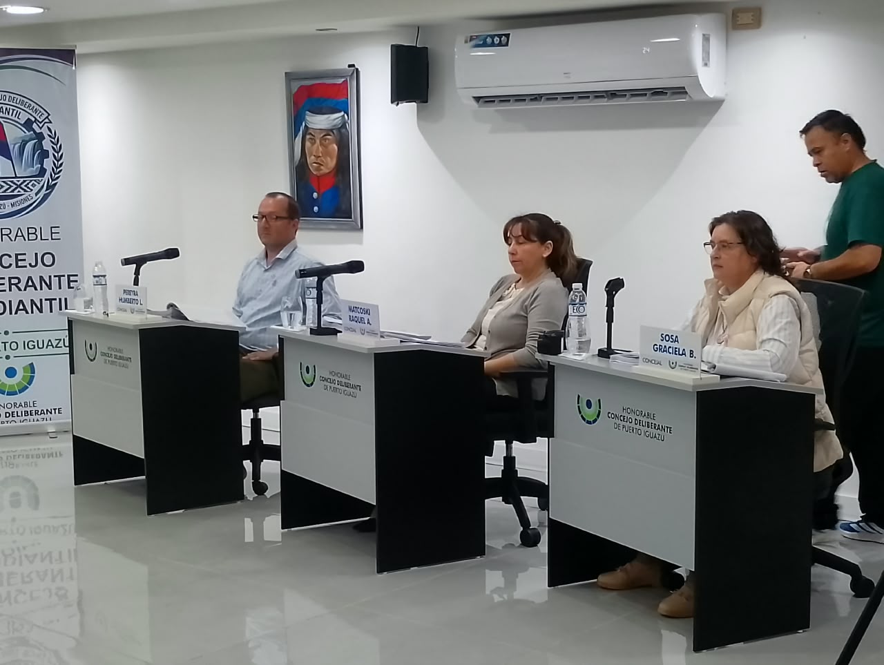 Concejales oficialistas piden aplazar el tratamiento en comisión de pedidos de informes por 60 días
